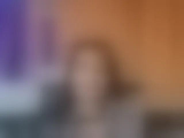 Live sex webcam photo for FiestyQueen #293461532
