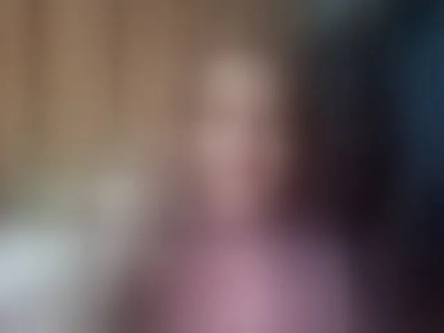 Live sex webcam photo for FiestyQueen #293811533