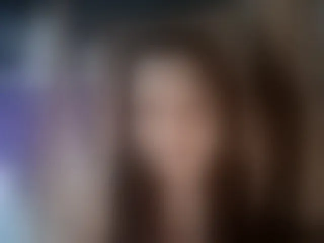 Live sex webcam photo for FiestyQueen #293979150