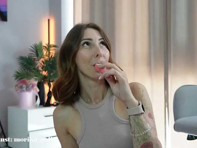 Live sex webcam photo for Fina771 #291384955