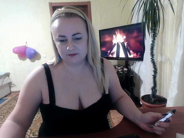 Live sex webcam photo for FineSheila #277401825