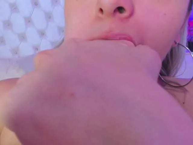 Live sex webcam photo for Finnkyy #290385493
