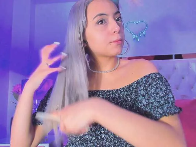 Live sex webcam photo for Finnkyy #290867472