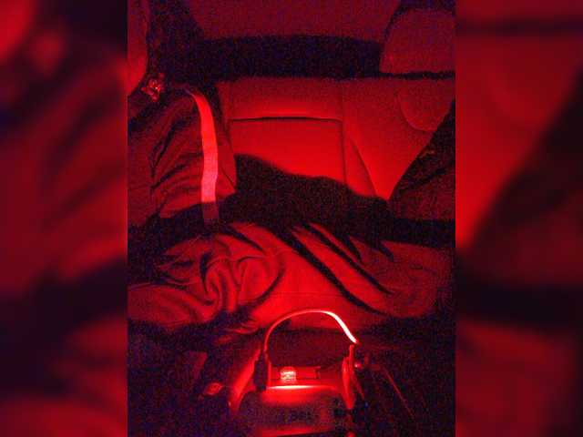 Live sex webcam photo for Fiona323 #271780318