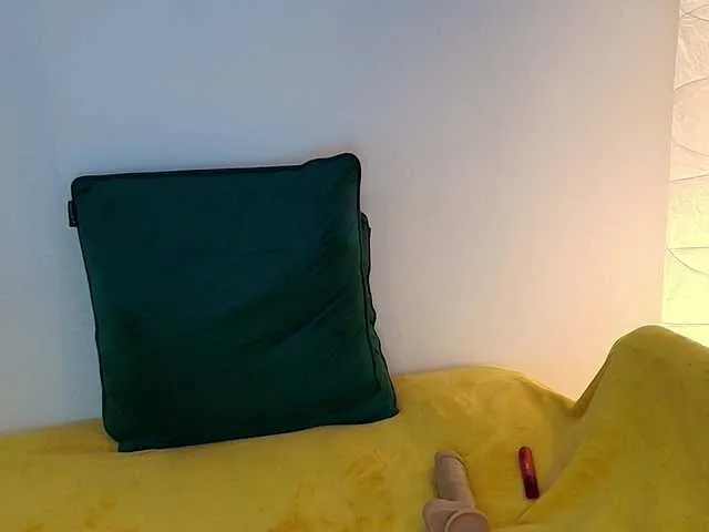 Live sex webcam photo for Fionna #291068400