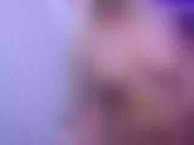 Live sex webcam photo for FitCougar #291381573