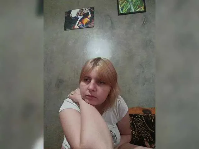 Live sex webcam photo for FlameHost #290834501