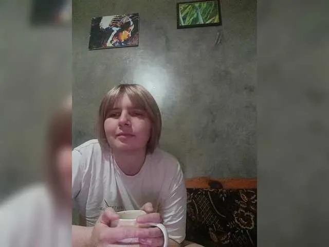 Live sex webcam photo for FlameHost #290863624