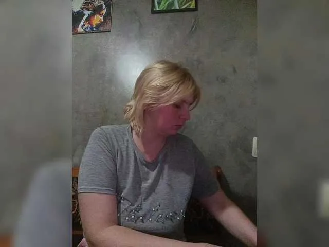 Live sex webcam photo for FlameHost #291262308