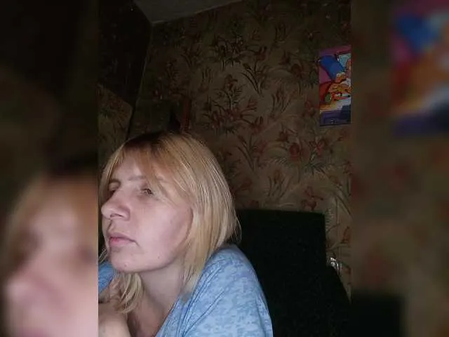 Live sex webcam photo for FlameHost #292316600