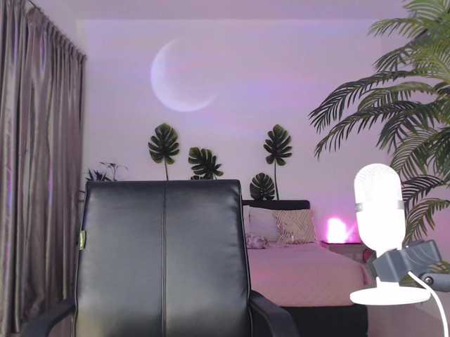 Live sex webcam photo for Flexy-Cat #274020314