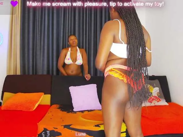 Live sex webcam photo for FlirtyChoo7 #292032863