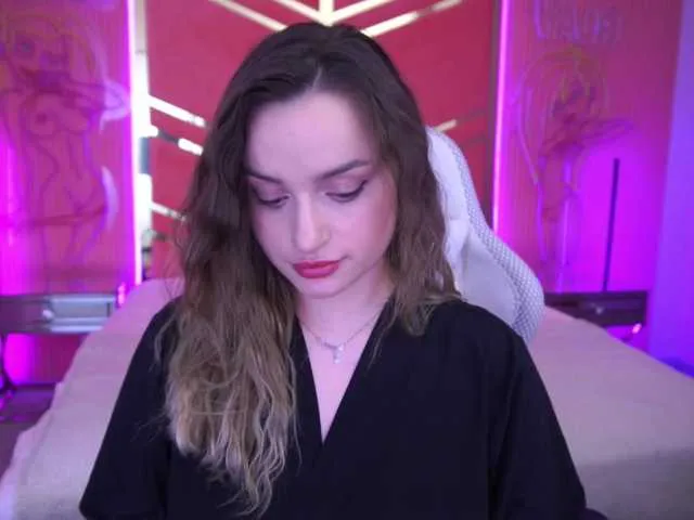 Live sex webcam photo for FloraGreys #290731780