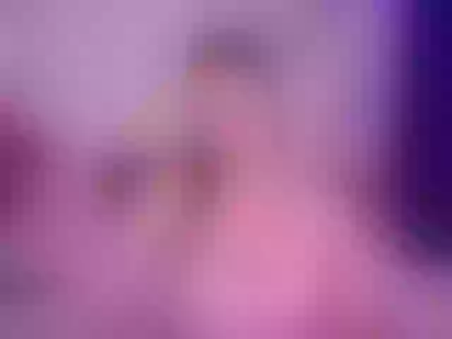 Live sex webcam photo for FloraGreys #292048938