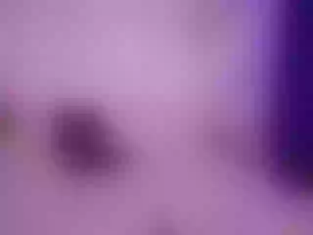 Live sex webcam photo for FloraGreys #292207148