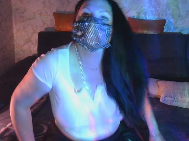 Live sex webcam photo for Florena-1 #293975498