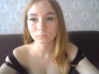 Live sex webcam photo for Flower999 #170578369