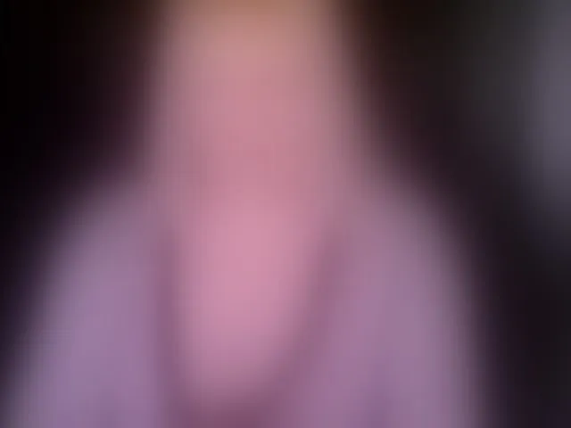 Live sex webcam photo for FlowerButter #293226595