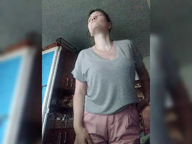 Live sex webcam photo for Flowerlily #275543825