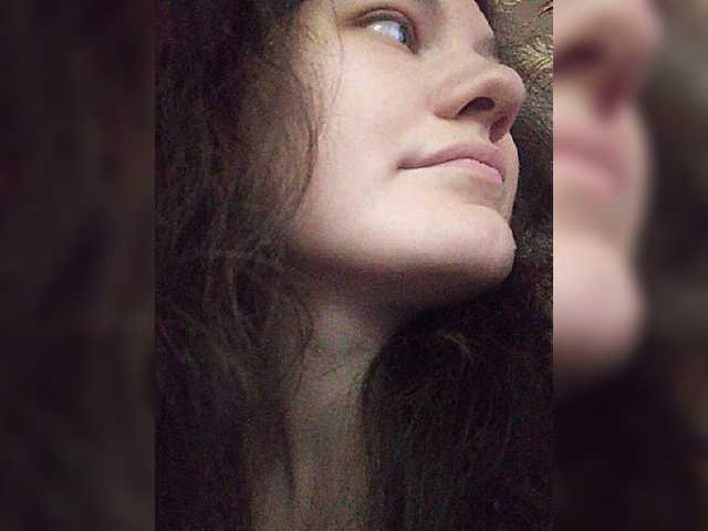 Live sex webcam photo for Flowerlily #275632266