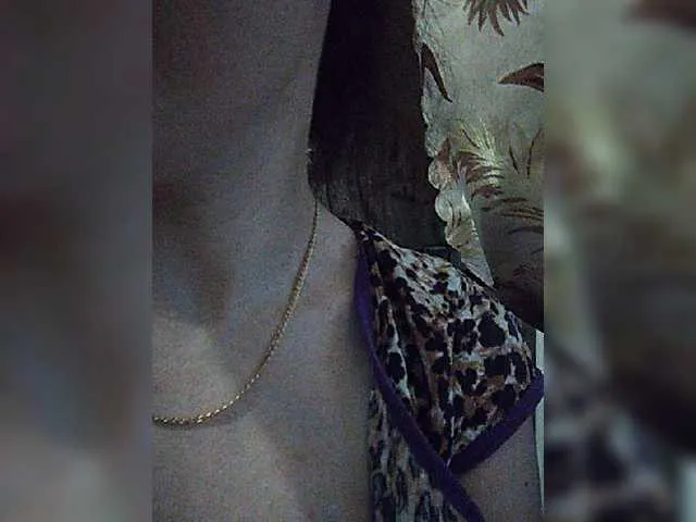 Live sex webcam photo for Flowerlily #275716935