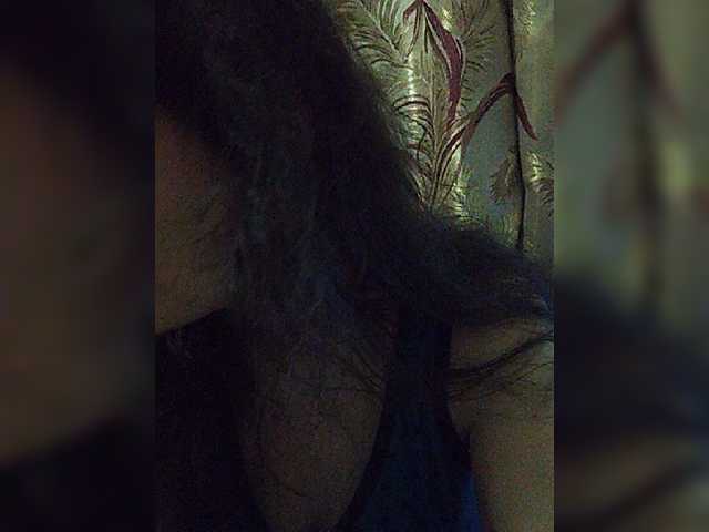 Live sex webcam photo for Flowerlily #275767444