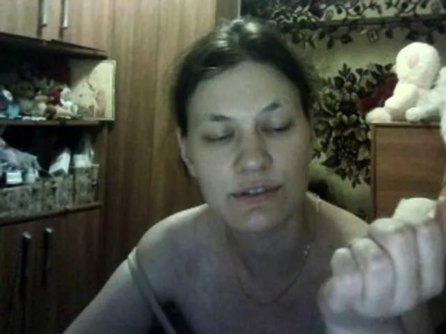 Live sex webcam photo for Flowerlily #276179409