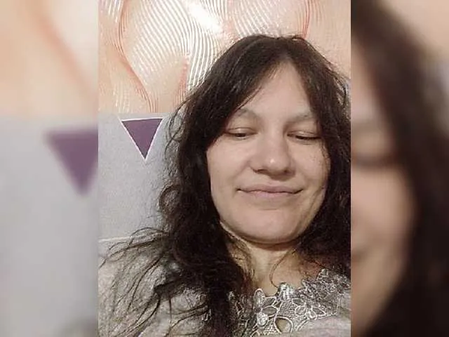 Live sex webcam photo for Flowerlily #276732347