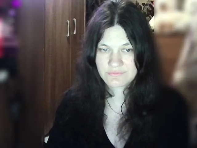 Live sex webcam photo for Flowerlily #291085860