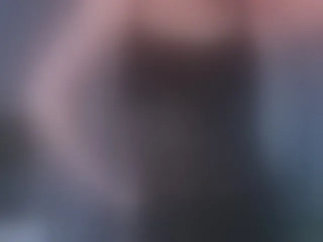 Live sex webcam photo for FoxFever #293773017