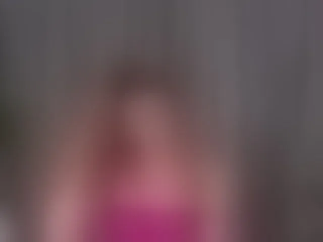 Live sex webcam photo for FoxFever #293865915