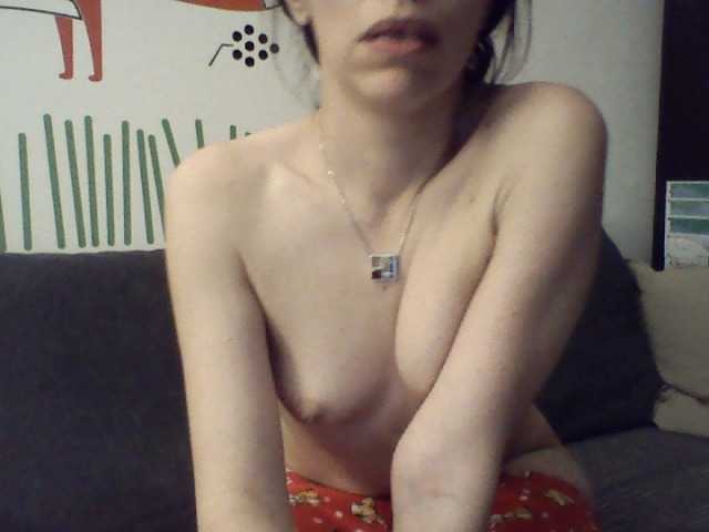 Live sex webcam photo for FoxMoony #273422372