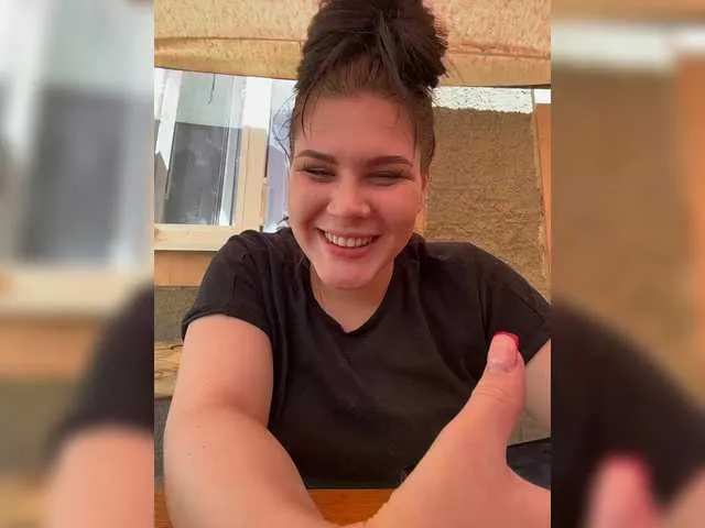 Live sex webcam photo for FoxNice #289320866