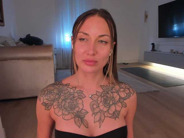 Live sex webcam photo for Foxe-Sailey #291742007