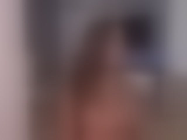 Live sex webcam photo for Foxe-Sailey #294143773
