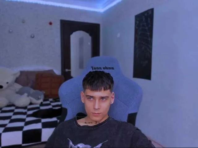 Live sex webcam photo for Foxicfu #290273674