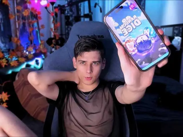 Live sex webcam photo for Foxicfu #292015241