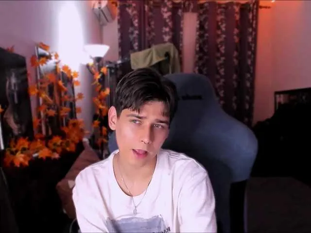 Live sex webcam photo for Foxicfu #292202444