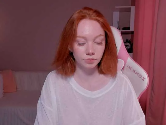 Live sex webcam photo for Foxxii #290894665