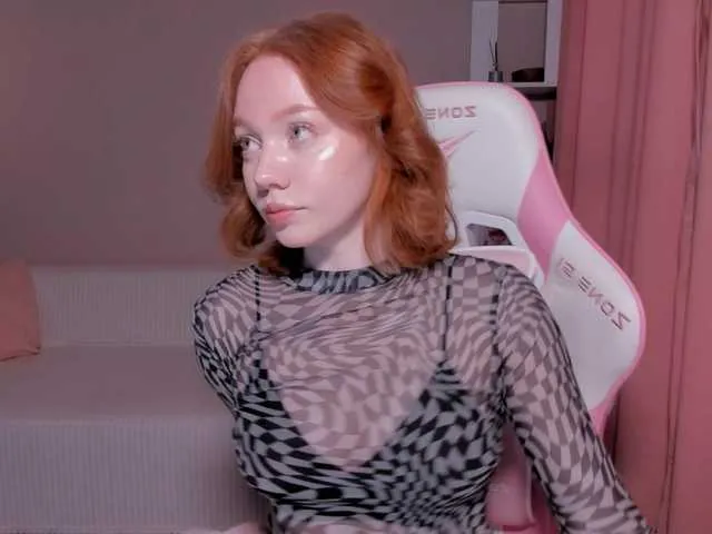 Live sex webcam photo for Foxxii #290928230