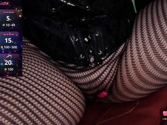 Live sex webcam photo for FoxxyLove69 #291989297