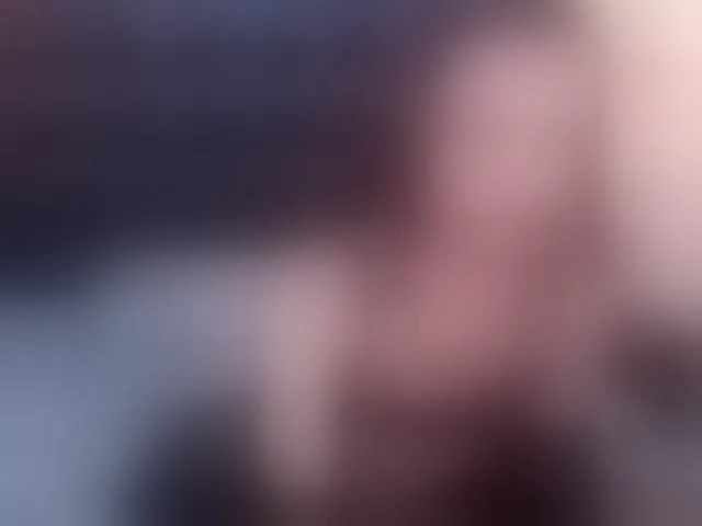 Live sex webcam photo for Foxy-Ella #292705468