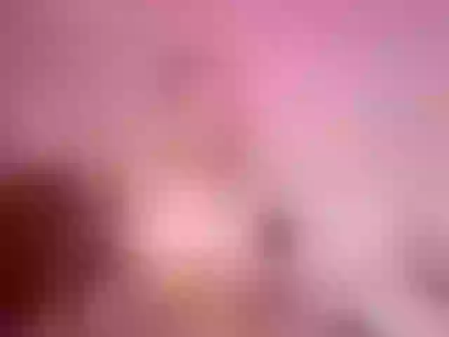 Live sex webcam photo for FoxyClarisee #290559208
