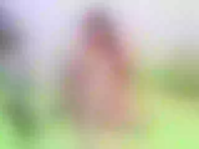 Live sex webcam photo for FoxyMature #291728397