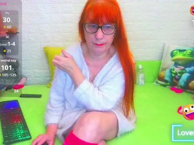 Live sex webcam photo for FoxyMature #292301361