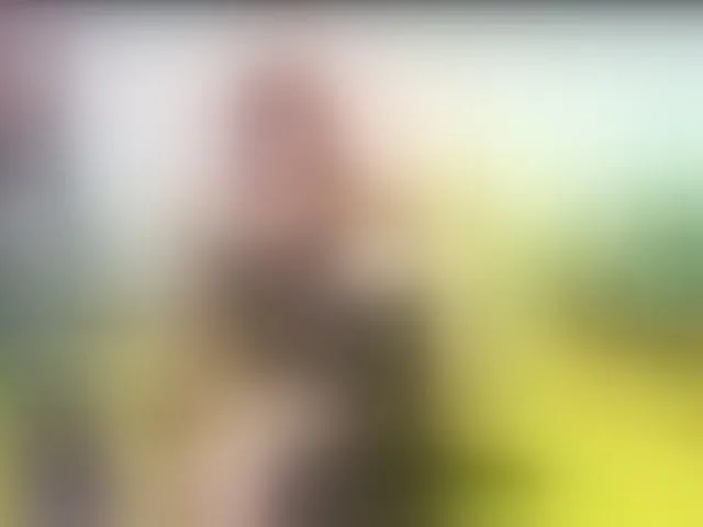Live sex webcam photo for FoxyMature #294219331