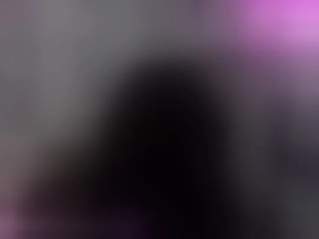 Live sex webcam photo for Foxymoxy19 #292994738