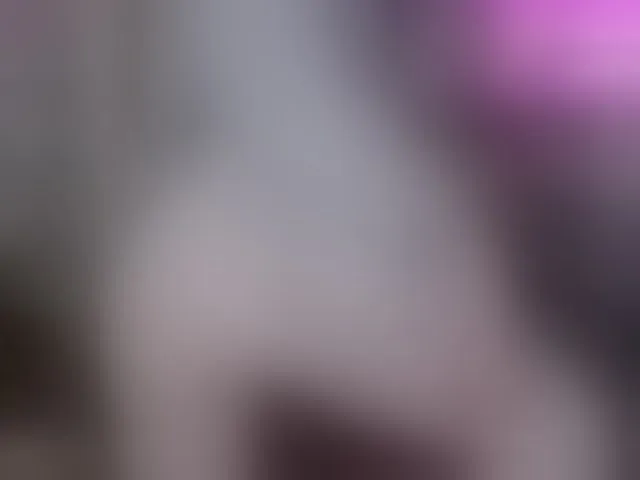 Live sex webcam photo for Foxymoxy19 #293232997