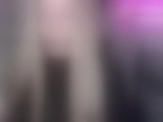 Live sex webcam photo for Foxymoxy19 #294042721