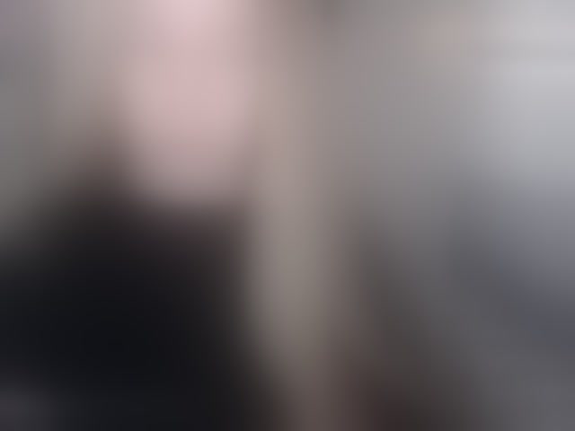 Live sex webcam photo for Foxymoxy19 #294257654